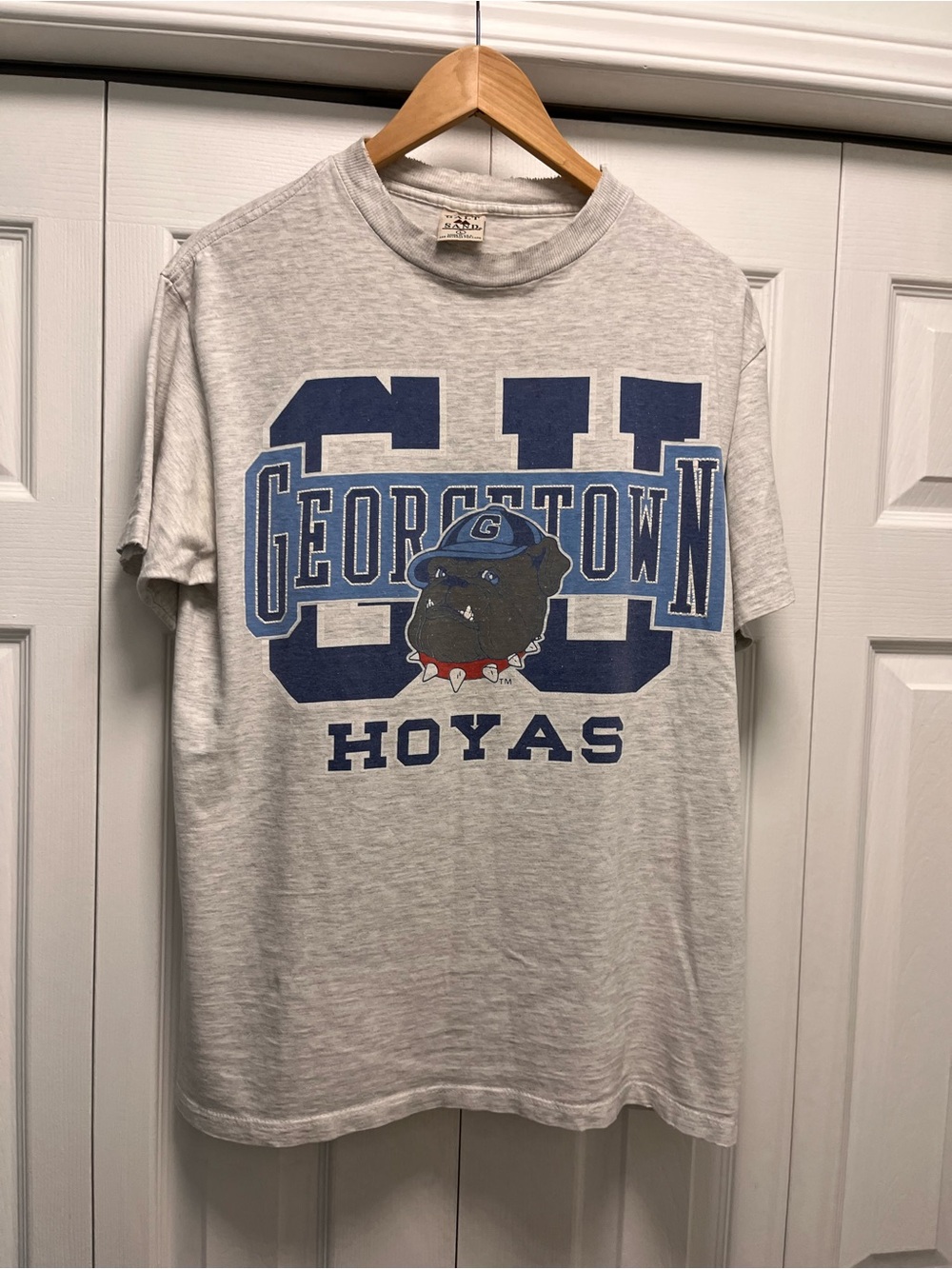 1990s Georgetown Hoyas heather Gray Short-Sleeve Graphic Tee